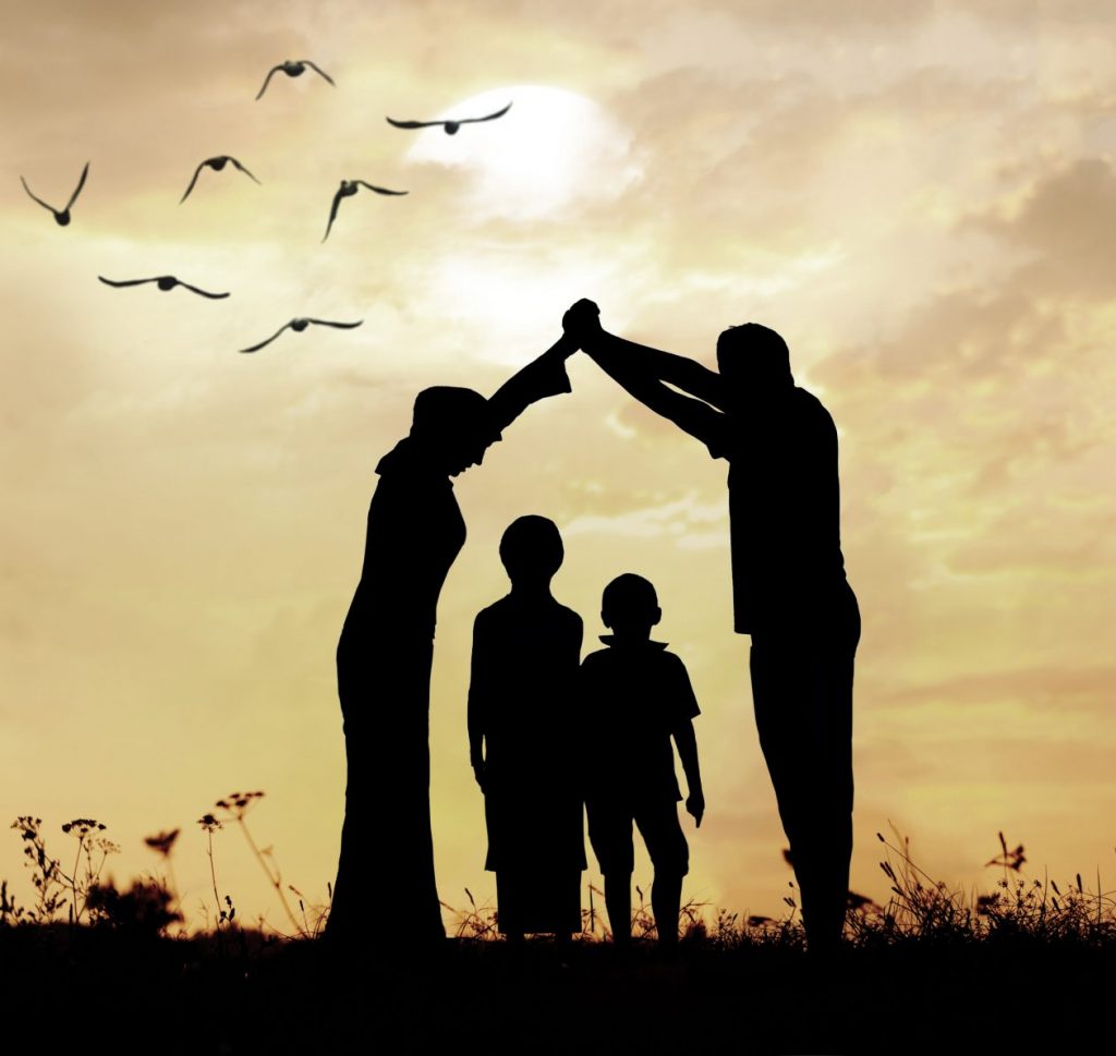 cropped-bigstock-Family-parents-and-children-s-61070798.jpg
